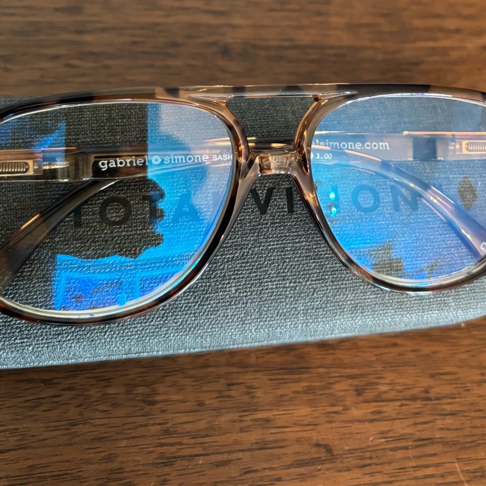 GABRIEL + SIMONE GLASSES